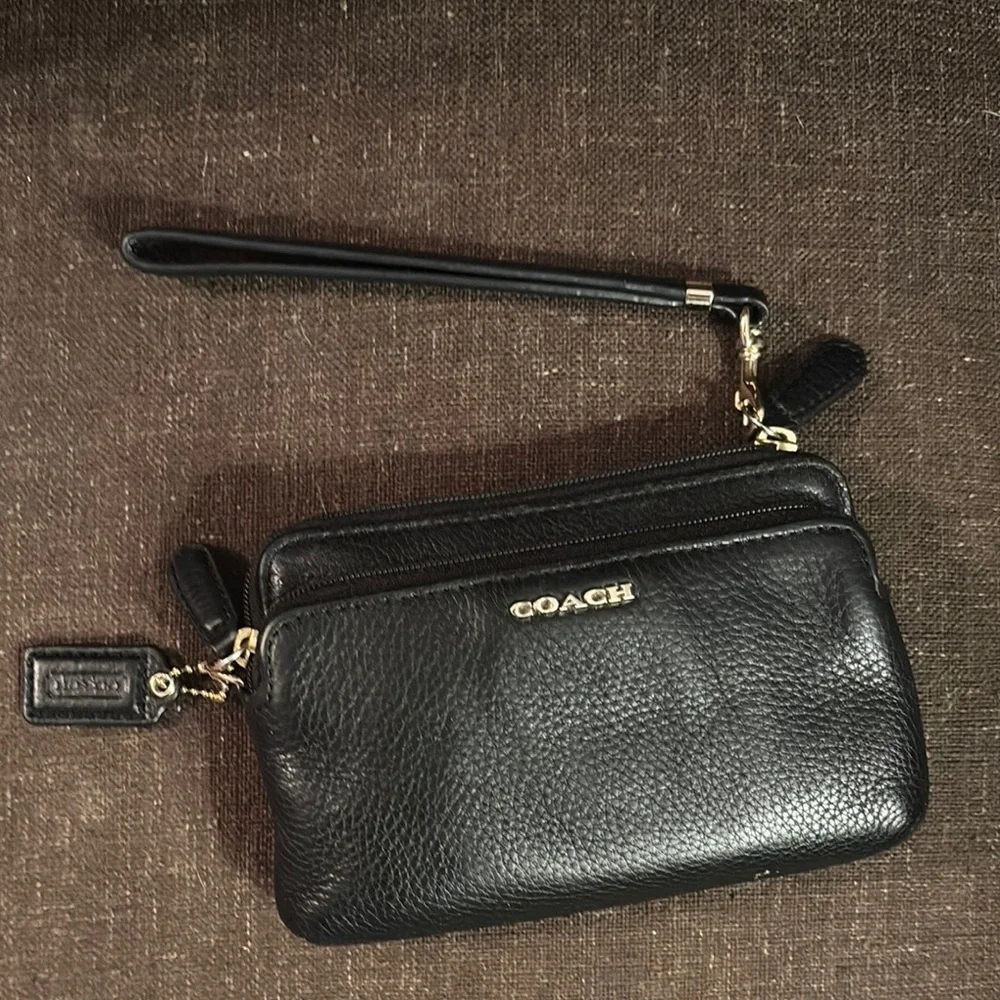 Coach Black Leather Wristlet - Picture 1 of 5